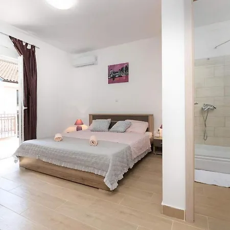 Slava Feriehus Opatija